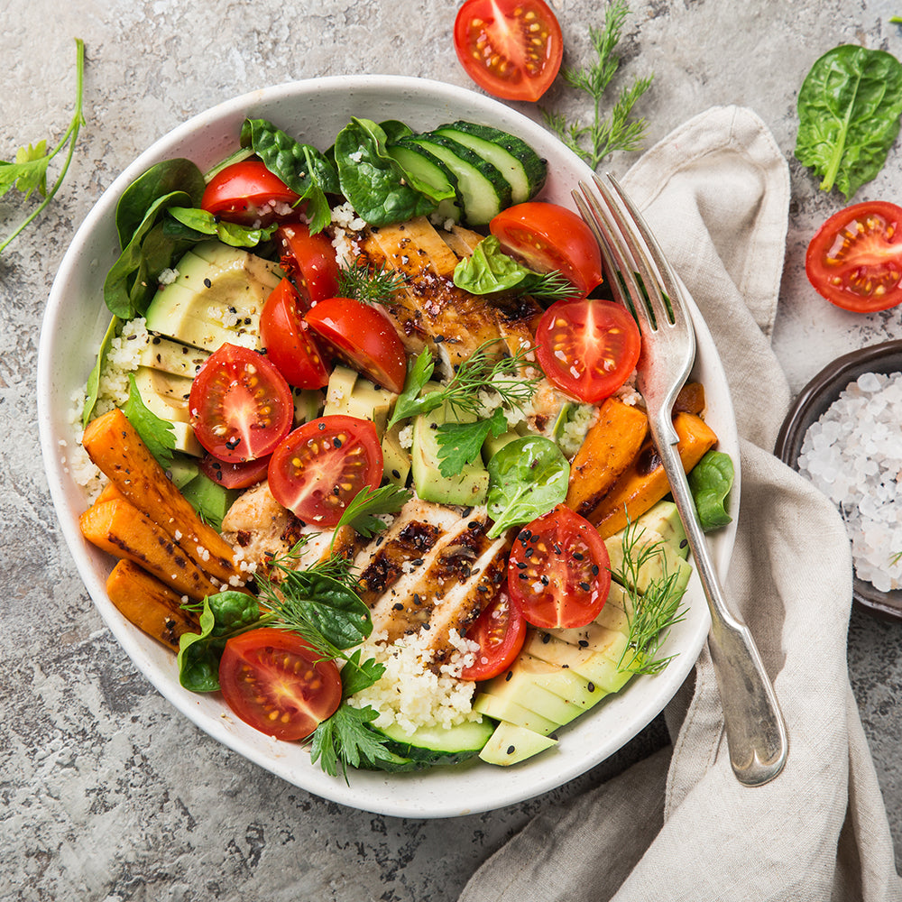 Couscous Power Bowl mit Hähnchenstreifen